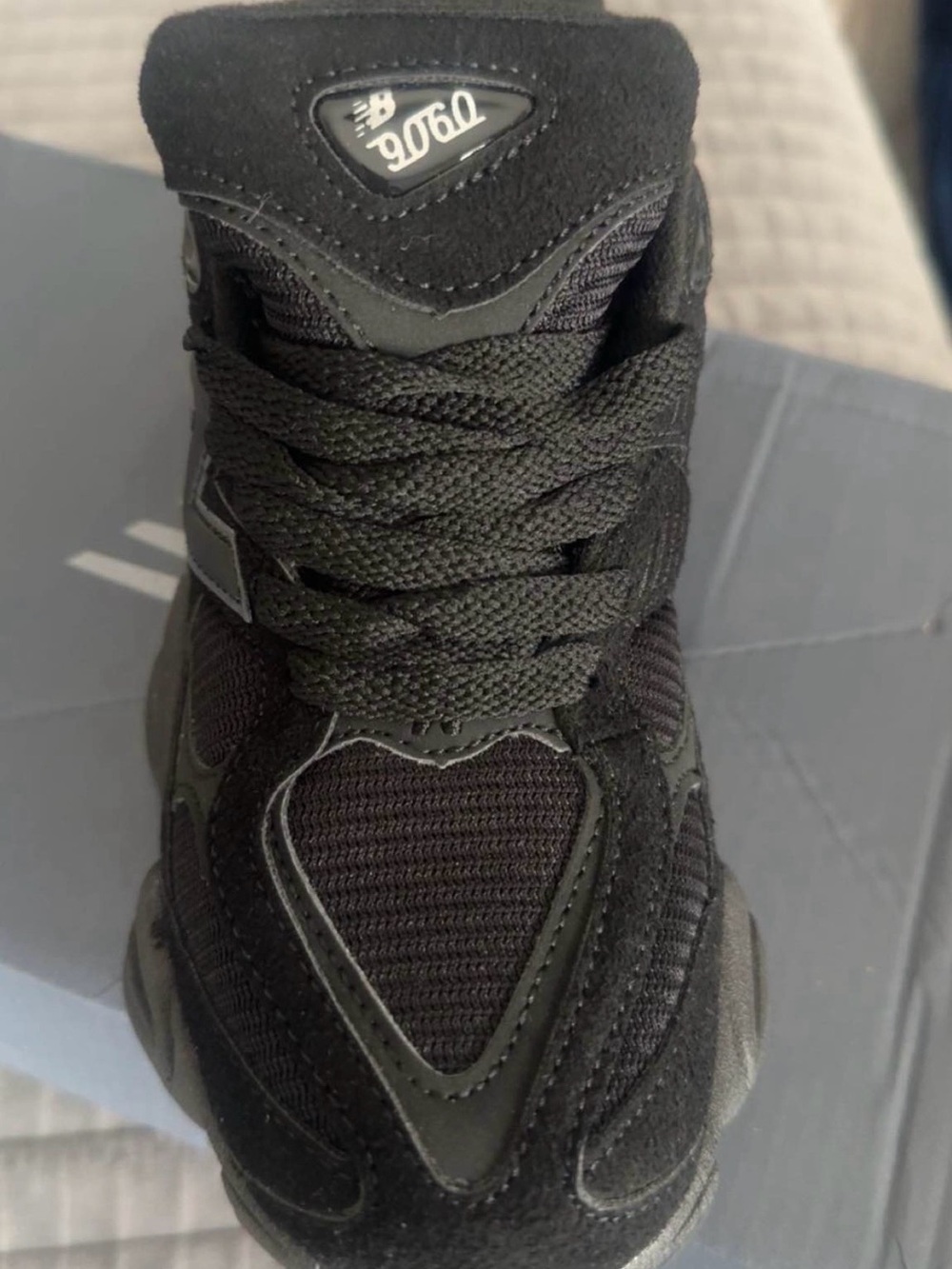New Balance Black Athletic Running Shoe with Branded Insole READ DESCRIPTION ‼️